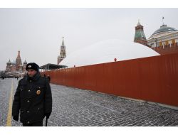 Lenin Mozolesi Bakıma Alındı, 4 Ay Kapalı