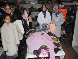 Kimse Yok Mu Derneği, Fakir Aileler Yararına Kermes Düzenledi