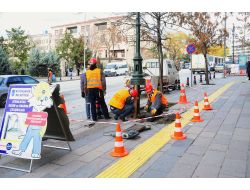Ankara'da Yaya Alt - Üst Geçitleri İle Kaldırımlardaki Işıklandırmalara Bakım