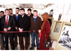 İstiklal Şairi'nin Anısına Ak Parti Gençlik Kolları Sergi Açtı