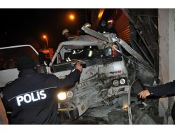 Kurtarıcı Araç Duvara Saplandı