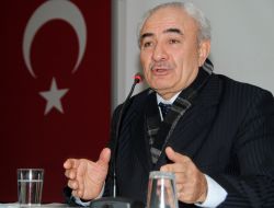 Vakkasoğlu: Çocuklara Yabancı Dil Öğrenmede Akif'i Rol Model Gösterelim