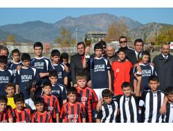 Kozan’da Futbol Turnuvası Düzenlendi