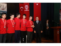 25 Aralık Kupası Sahiplerini Buldu