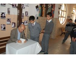 'Edebiyat Sokağı' Öğrencilere Okumayı Sevdirecek