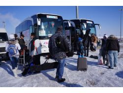 Palandöken'e Sezonun İlk Turist Kafilesi Geldi