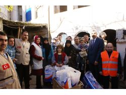 Kimse Yok Mu Derneği Suriyeli Mülteciler İçin Kardeş Aile Uygulaması Başlattı