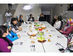 Yazar Ocakoğlu, Malatyalı İş Kadınlarıyla Biraraya Geldi