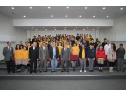 Yaptırdığı Okulda Öğrencilerle Buluşup, Sohbet Etti