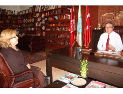 Emekli Bankacının Açtığı Atölye, Eşinden Ayrılan Kadınlara İş Kapısı Oldu