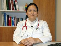 Apartman Girişine Bırakılan Murat Bebek, Hayata Tutundu