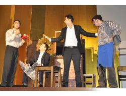 'Fedakarlık' Hem Ağlattı Hem Güldürdü