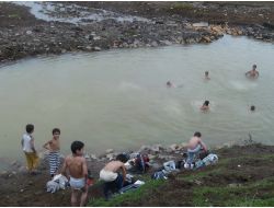 Bitlis’te 4 Mevsim Bir Arada Yaşanıyor