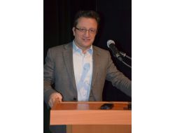 Prof.dr.ibrahim Öztürk Niğde’de Konferans Verdi