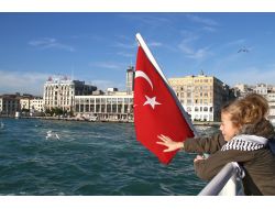 FİLİSTİNLİ TAMİMİ, İSTANBUL’U GEZDİ!