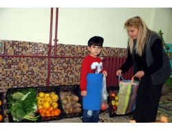 Anasınıfı Öğrencileri Sınıflarında Açılan Manav Reyonunda Alışveriş Öğrendi