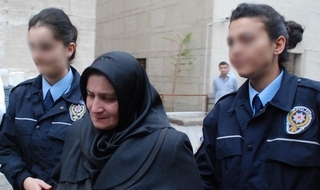 O anne cezaevinde öldü!