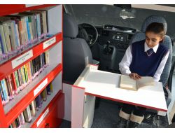 Kahramanmaraş'ta Modernize Edilen Gezici Kütüphane Hizmete Girdi