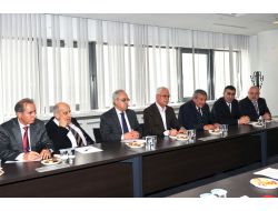 Suriyeli Muhalifler Chp'yi Ziyaret Etti