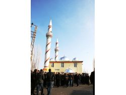 Iğdır'da Mehmet Asker Çağat Camii Dualarla Açıldı