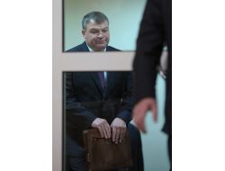 Rusya Eski Savunma Bakanı Yolsuzluk Davasında Tanık Olarak İfadeye Çağırıldı