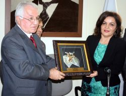 Giresunlu Stk'lardan, Rektör Attar Ve Emniyet Müdürü Bulak'a Ödül