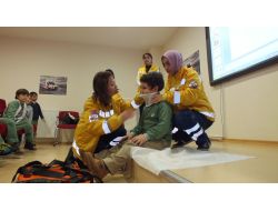 "112 Acil Servis'e Gelen 30 Telefondan Sadece Biri Doğru"