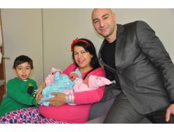Yılın Son Gününde Üçüz Bebek Sevinci Yaşadılar