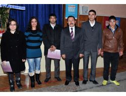 Umem Kursunu Bitirenler Sertifikalarını Aldı