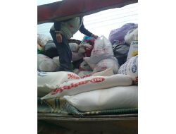 Dörtyol'dan Suriye Halkına Un Ve Battaniye Yardımı Yapıldı