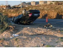 Otomobil Takla Attı, 3 Kişi Yaralandı