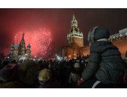 Ruslar Yeni Yılı Sevinçle Karşıladı