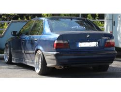 Lüks Otomobillerle Uyuşturucu Sevkiyatı