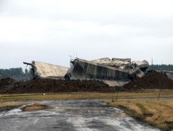 Gürcistan'da Sovyet Zafer Anıtı Yıkımında İki Kişi Öldü!