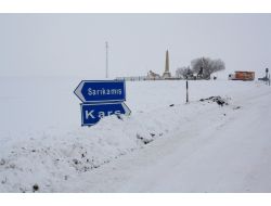 Sarıkamış'ta Kardan Şehit Heykellerinin Yapımına Başlandı