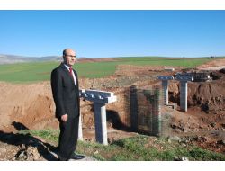 Vali Demirtaş: Ziyaret Köprüsü 6 Ay İçinde Bitirilecek