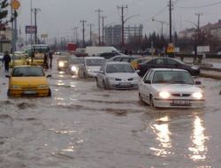 Edirne Yağmura Teslim