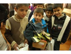 Malatya'dan Gelen Kardeş Aileler, Diyarbakırlı Yetimleri Sevindirildi