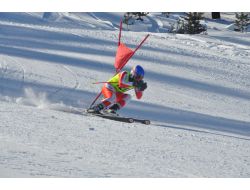 Sarıkamış’ta Kayak Ve Snowbord Yarışları Yapıldı