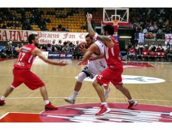 Beşiktaş Yunanistan’da Olympiacos'a 77 - 64 Kaybetti