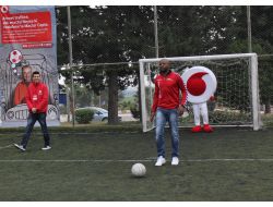 Pascal Nouma: Hayat Çok Kısa, Ben Her Şeyi Yapıyorum