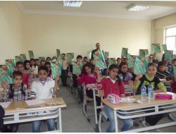 Öğrenciler Sınıfta, Aileleri Dışarıda Ter Döktü