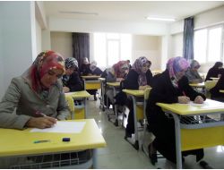 Öğrencilerin Sınav Heyecanını Bu Sefer Veliler Yaşadı