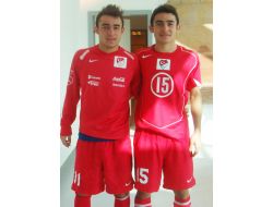 Adana Karması'nın İkizleri, Bölge Etkinliğinde Oynadı