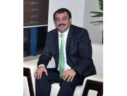 Bursa Tv Sahibi Mehmet Akkuş Ve Ailesi Trafik Kazasında Yaralandı