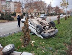 Araç Kullanılamaz Hale Geldi, Sürücü Yara Almadan Kurtuldu
