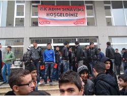 Aras Fem Dershanesi'nin İlk Adım Sınavı'na Yoğun Katılım