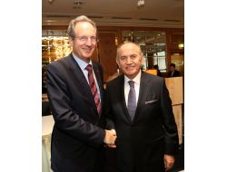 Topbaş, Almanya'da Türk Okulunun Açılışını Yaptı