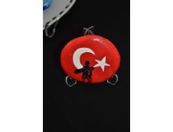 Deniz Ve Çakıl Taşları, Ev Hanımı Özlem Eren'in Elinde Sanata Dönüşüyor