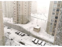 BAŞAKŞEHİR'DE YOĞUN KAR YAĞIŞI